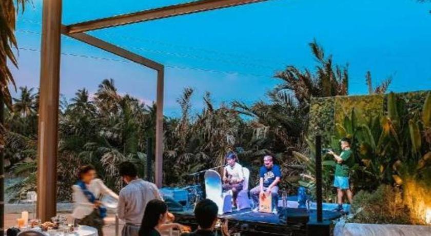 Riverton Hotel Samut Songkhram Exteriör bild